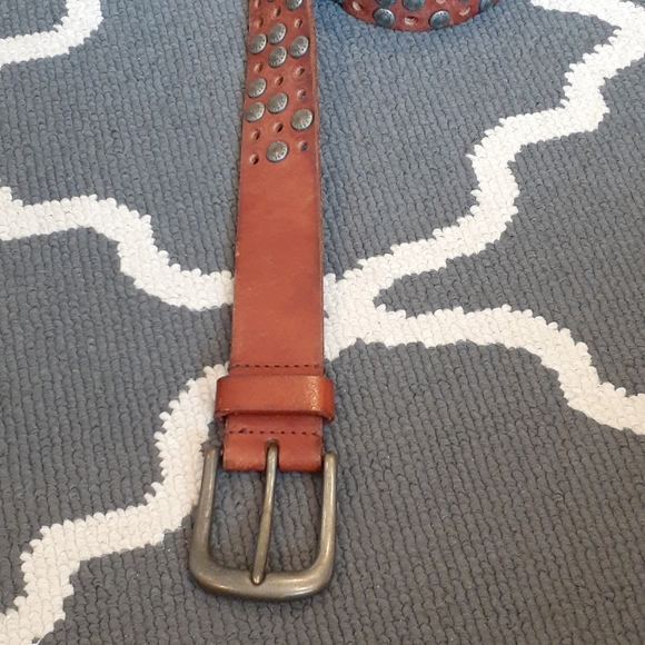 Armani Exchange Brown Leather Studded Belt 32 - Picture 2 of 10